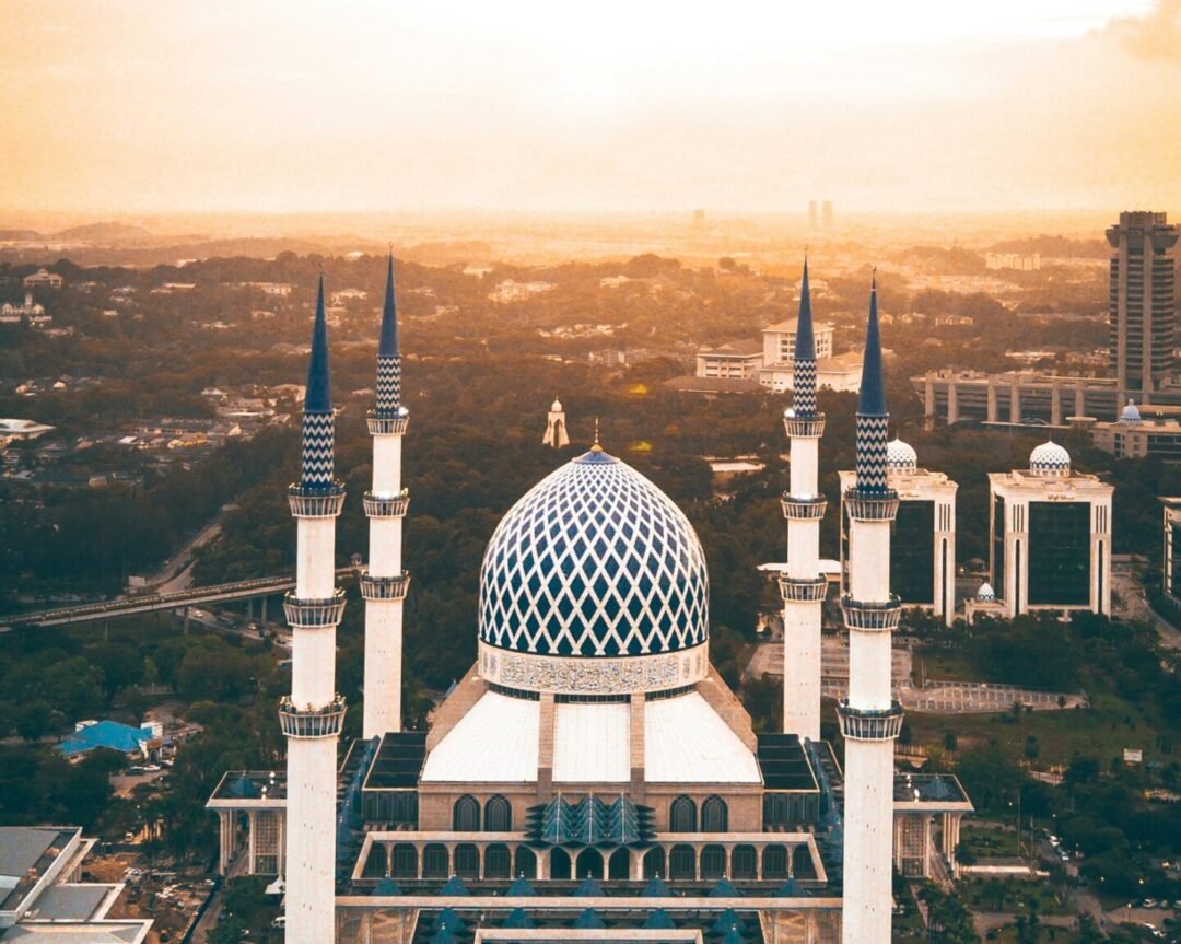 Exploring Ramadan Traditions: Insights, History, and Practical Tips